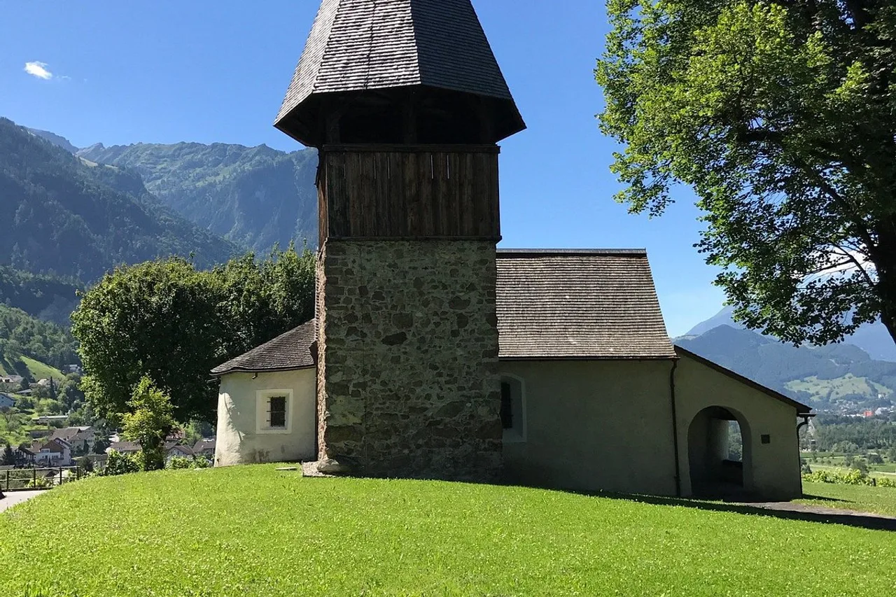 Hotel Restaurant Meierhof Triesen — rooms and atmosphere