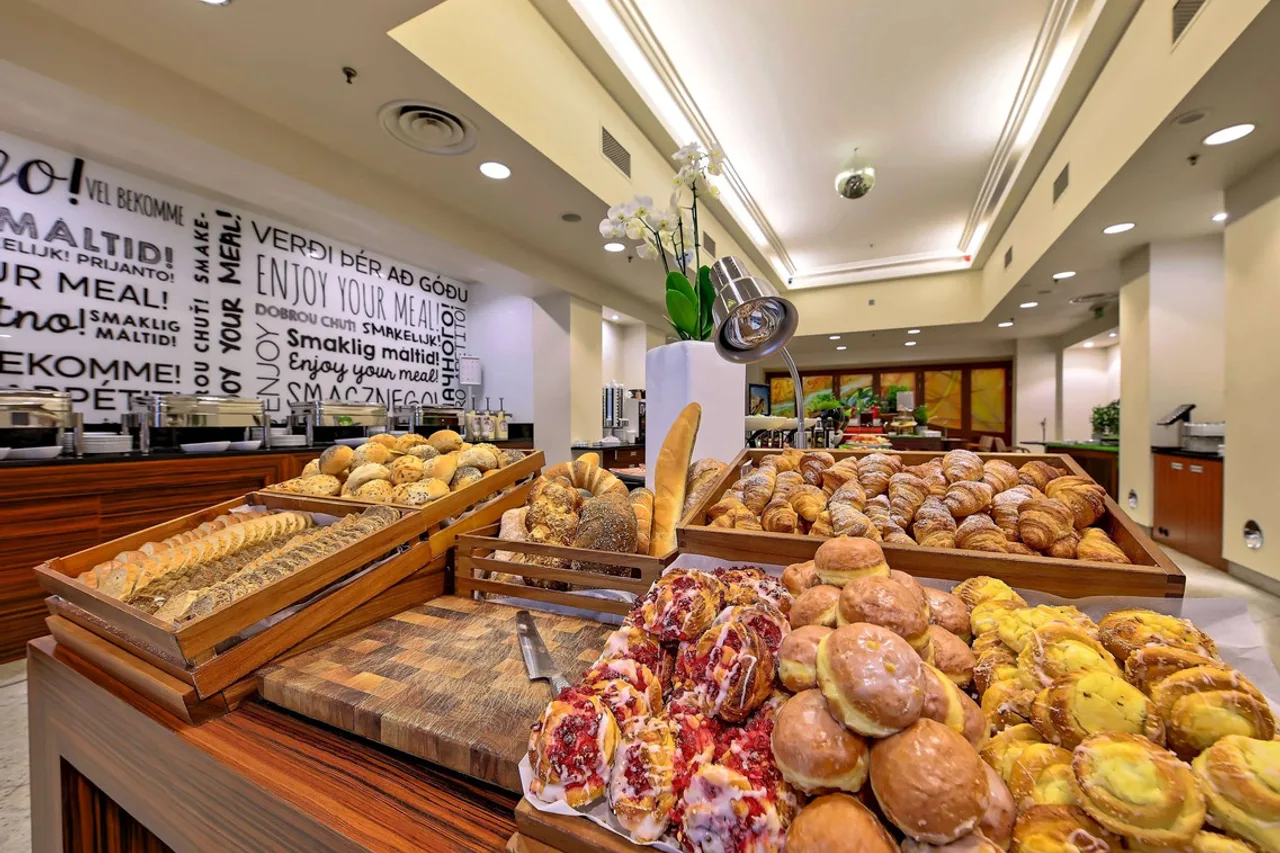 Hotel Mercure Gdansk Stare Miasto — ภาพห้องพักและบรรยากาศ
