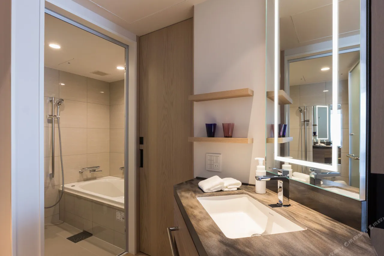 Hotel Metropolitan Kamakura — rooms and atmosphere
