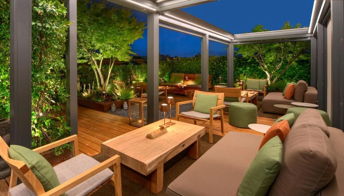 Hotel Metropolitan — ภาพห้องพักและบรรยากาศ