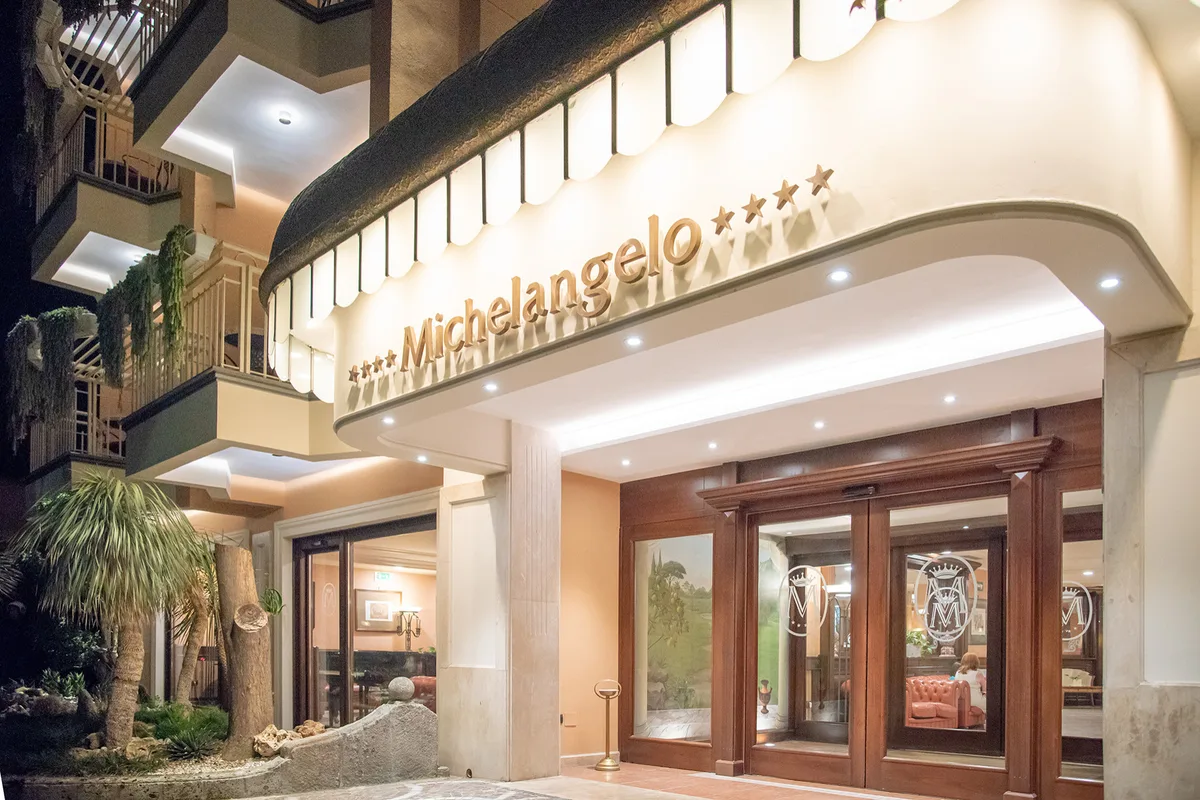 Hotel Michelangelo — ซอร์เรนโต