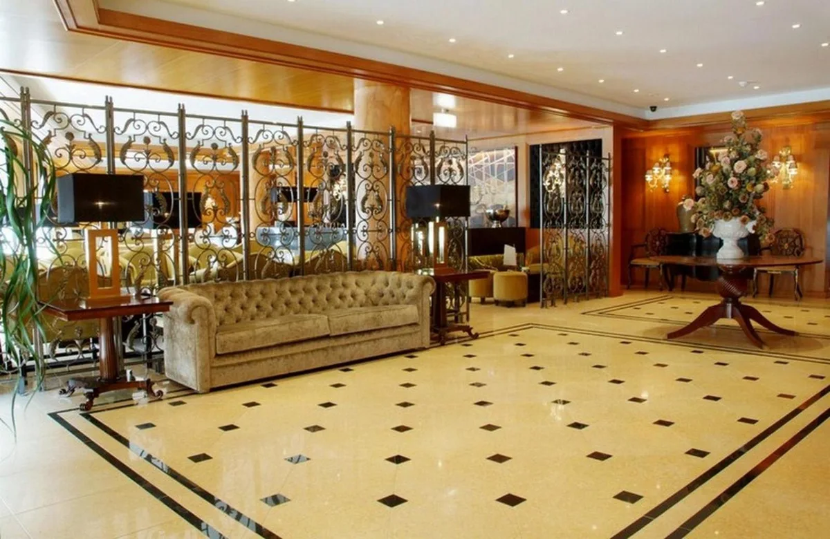 Hotel Moliceiro — อาไวโร
