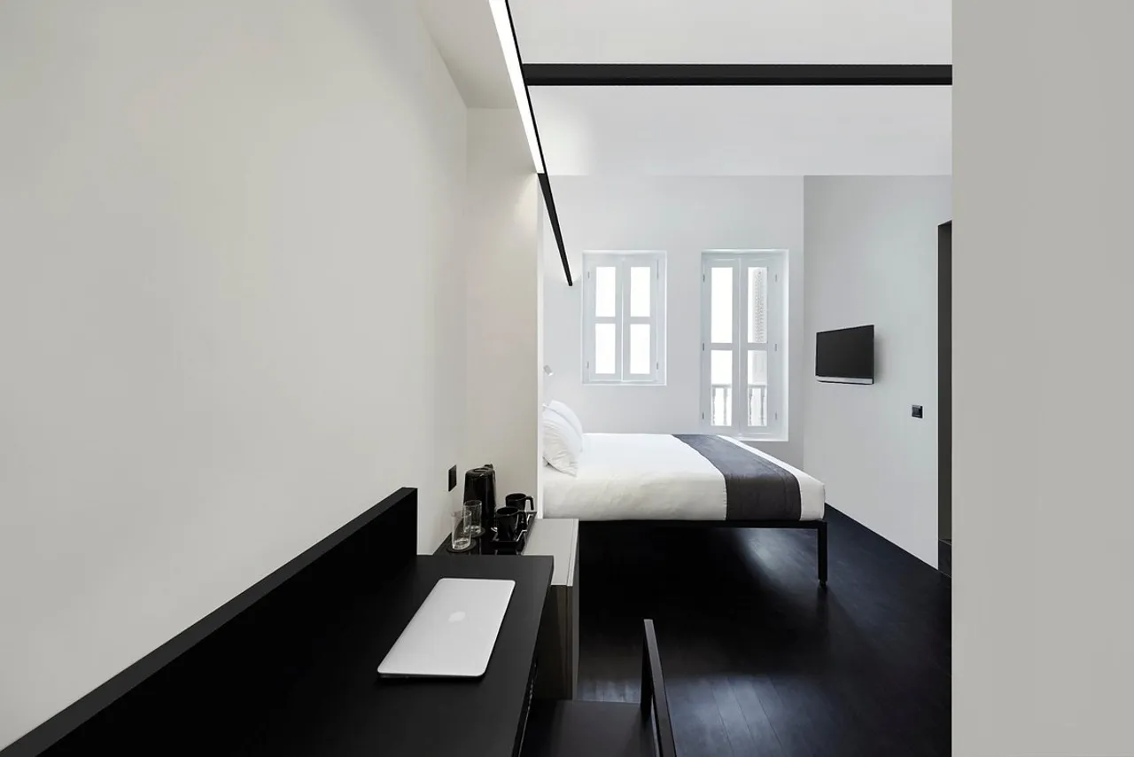 Hotel Mono — rooms and atmosphere