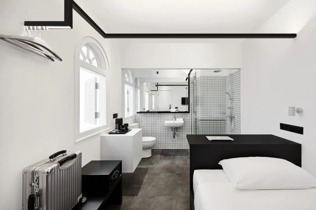 Hotel Mono — rooms and atmosphere