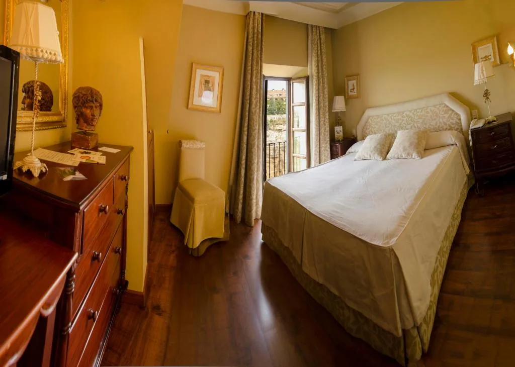 Hotel Montelirio — ภาพห้องพักและบรรยากาศ