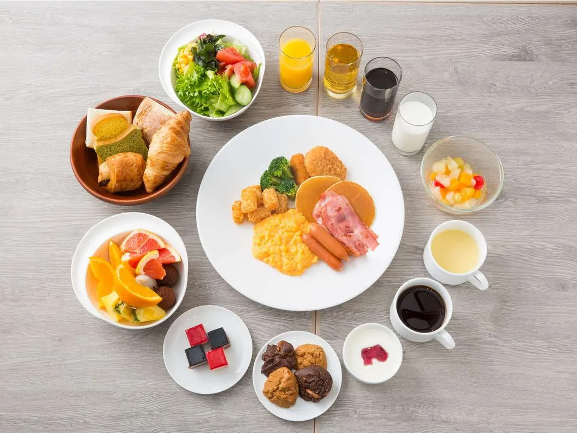 Hotel Monterey La Soeur Fukuoka — rooms and atmosphere