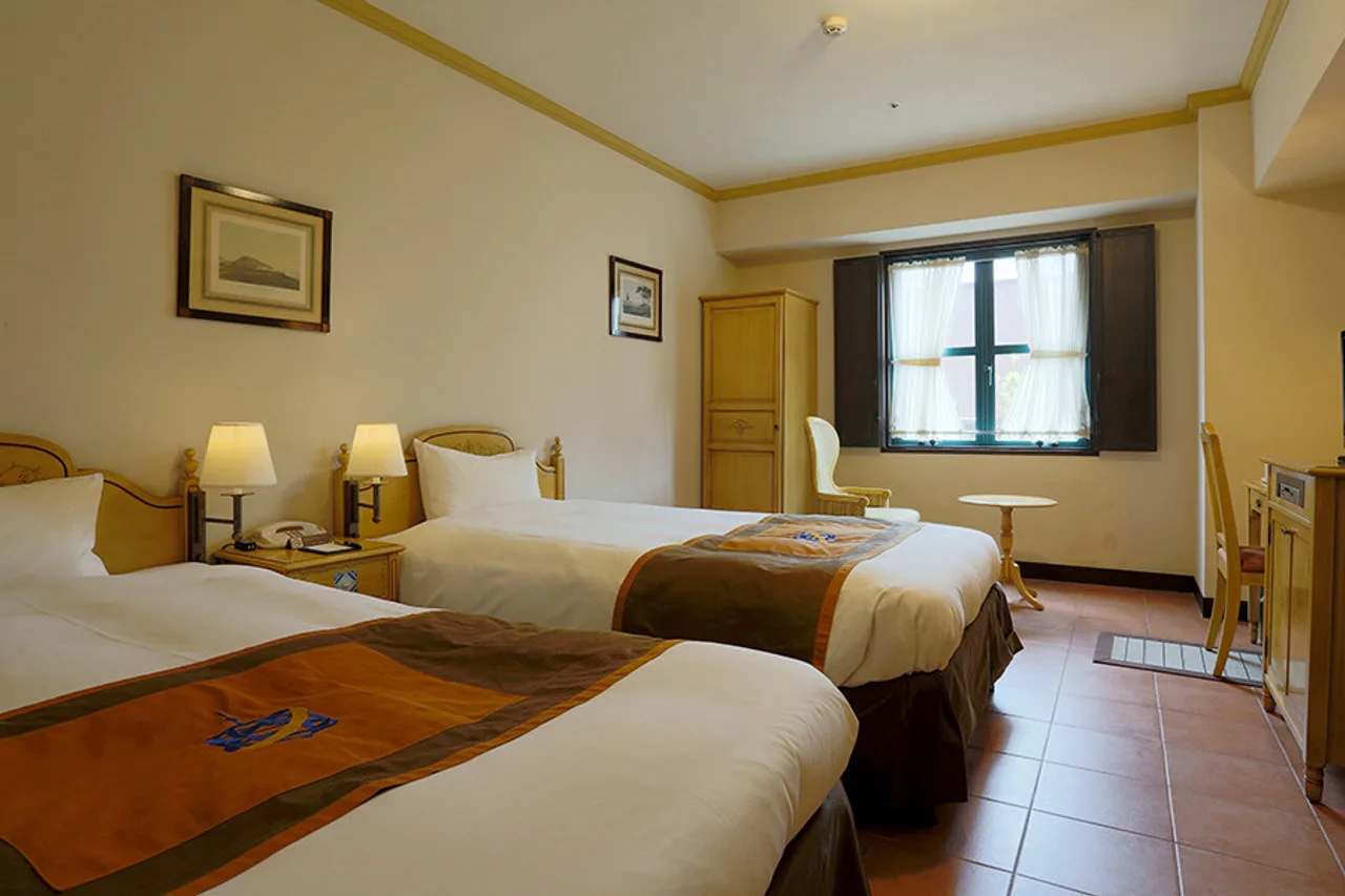 Hotel Monterey Nagasaki — rooms and atmosphere