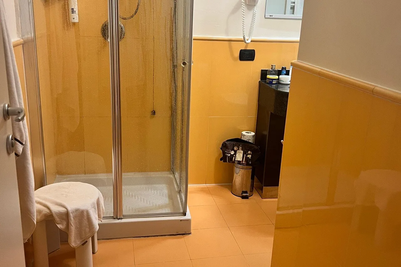 Hotel My One La Spezia — rooms and atmosphere