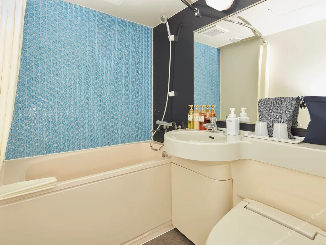 HOTEL MYSTAYS Asakusabashi — rooms and atmosphere