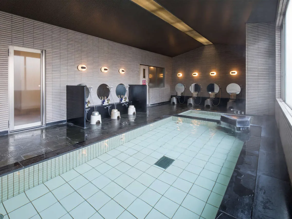 HOTEL MYSTAYS PREMIER Narita — rooms and atmosphere