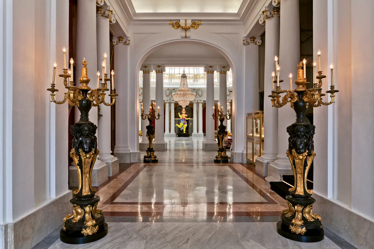Hotel Negresco — ภาพห้องพักและบรรยากาศ