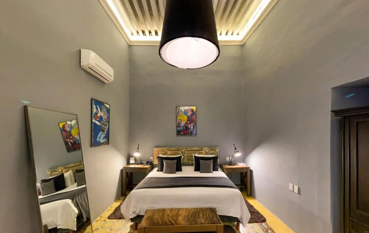 Hotel Nena — ภาพห้องพักและบรรยากาศ