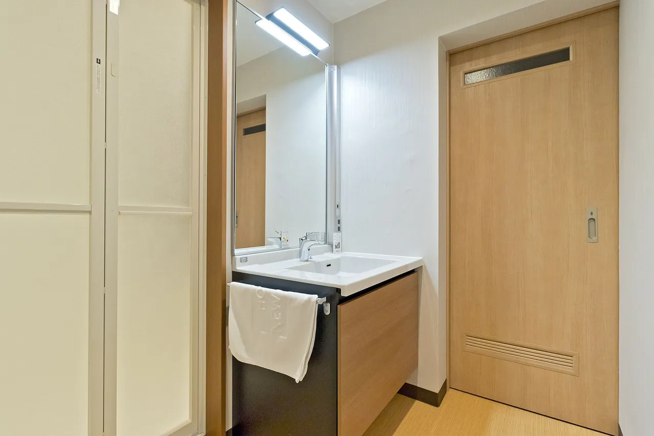 Hotel New Ohte — rooms and atmosphere