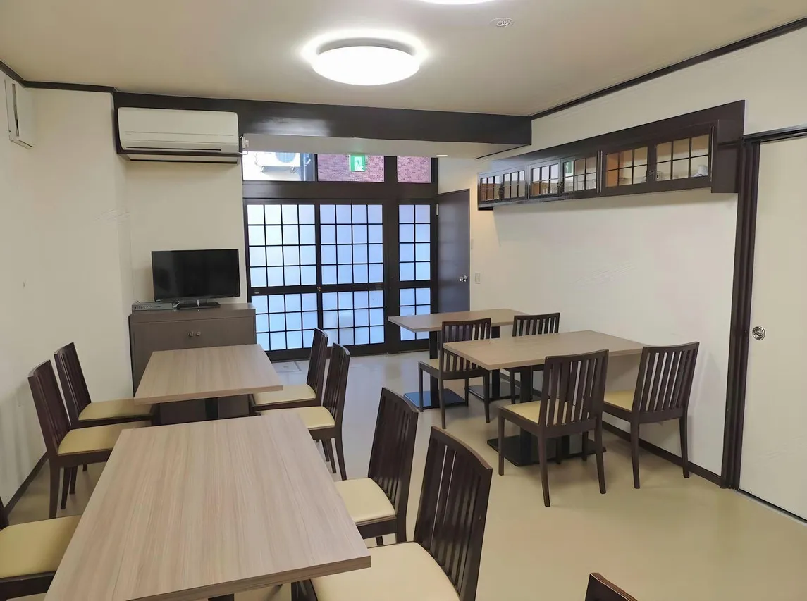 Hotel New Tohoku — rooms and atmosphere