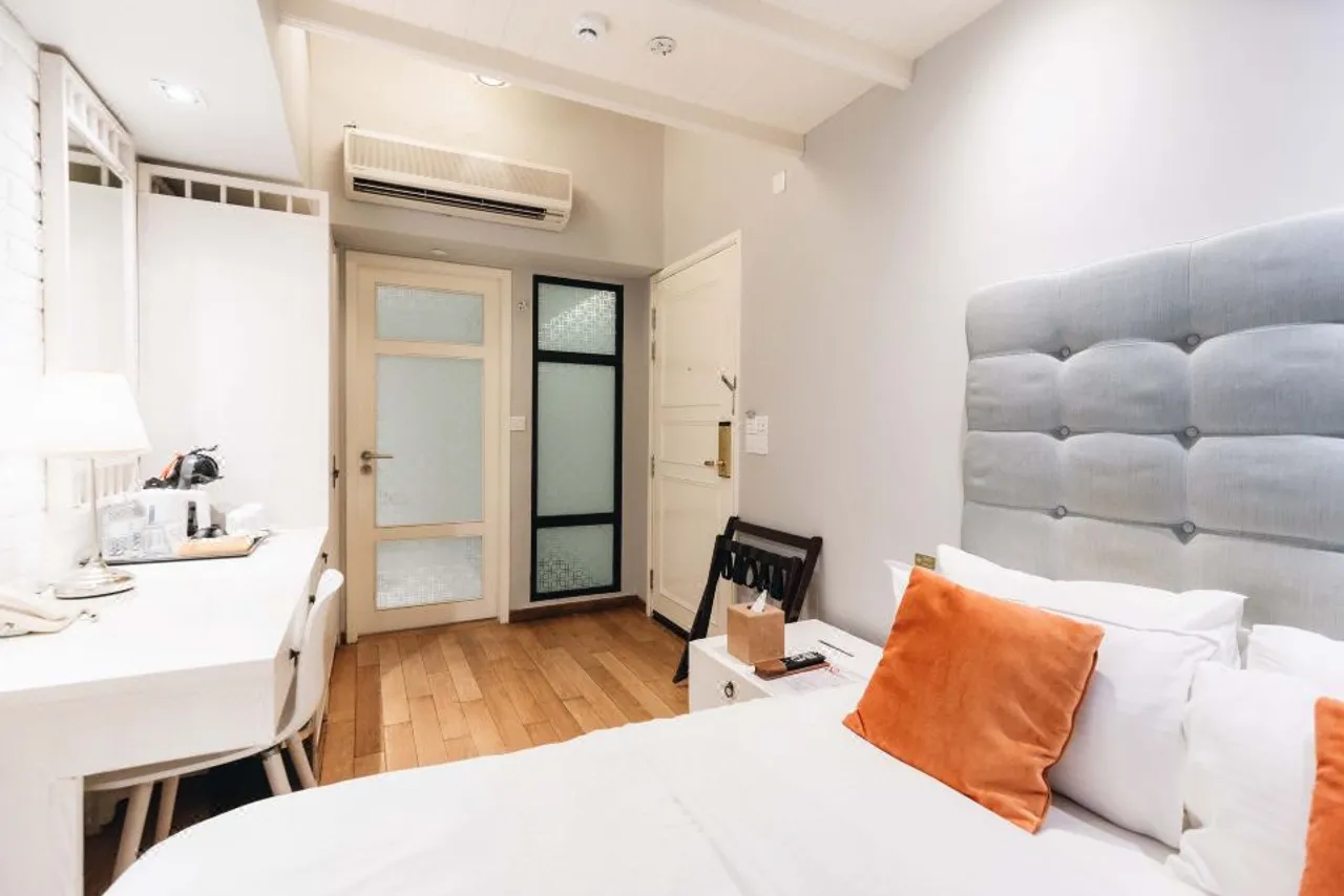 Hotel NuVe Heritage — rooms and atmosphere