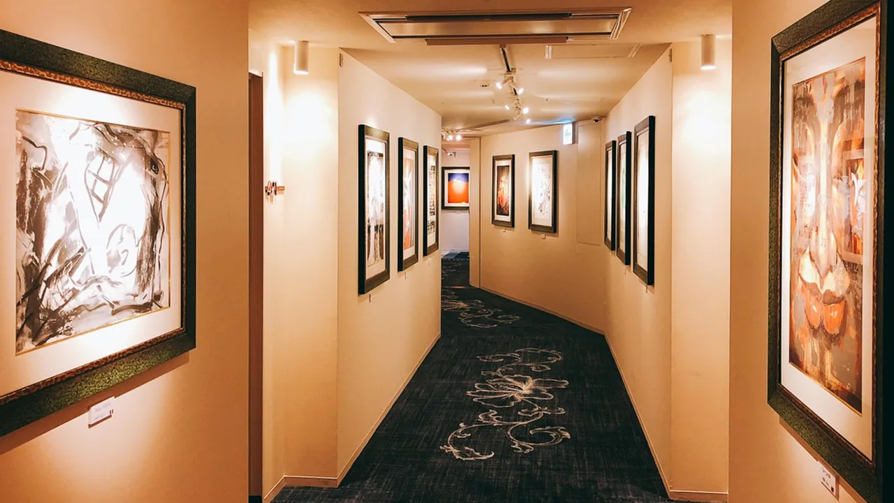 Hotel Palm Royal Naha Kokusai Street — rooms and atmosphere