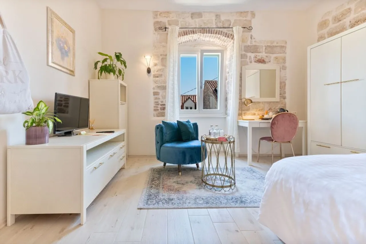Heritage Hotel Park Hvar — rooms and atmosphere