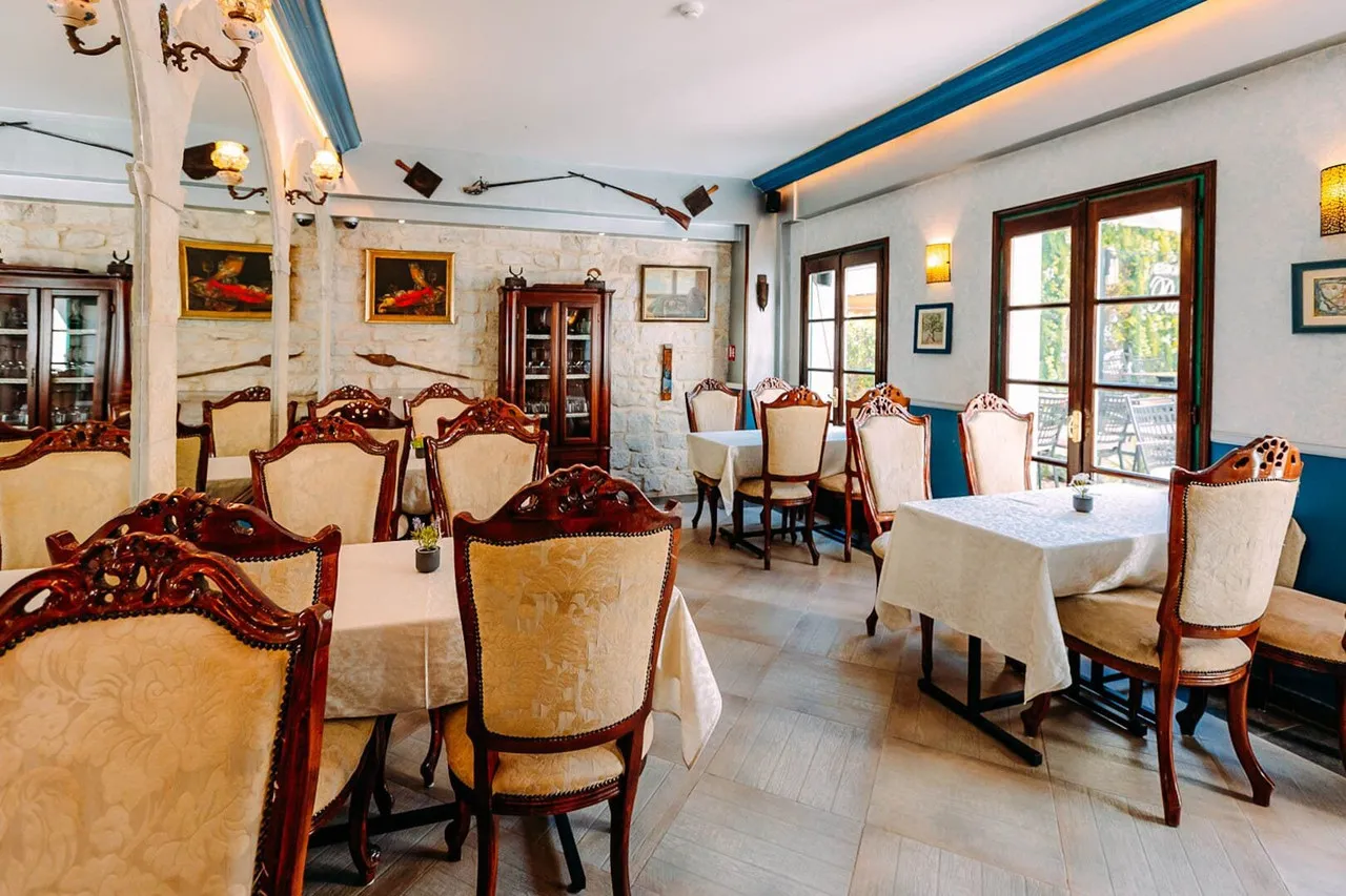 Hotel Pasike — ภาพห้องพักและบรรยากาศ