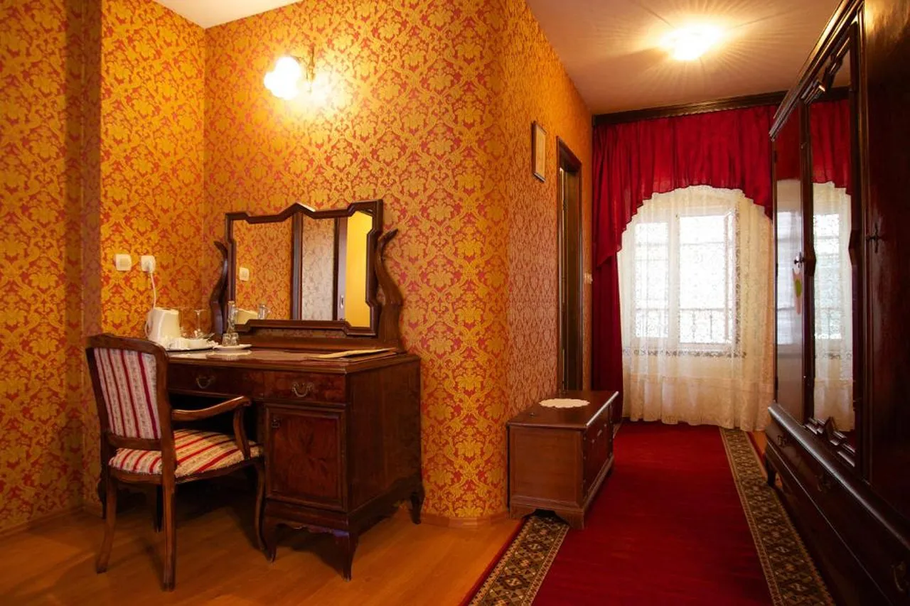 Hotel Pasike — ภาพห้องพักและบรรยากาศ