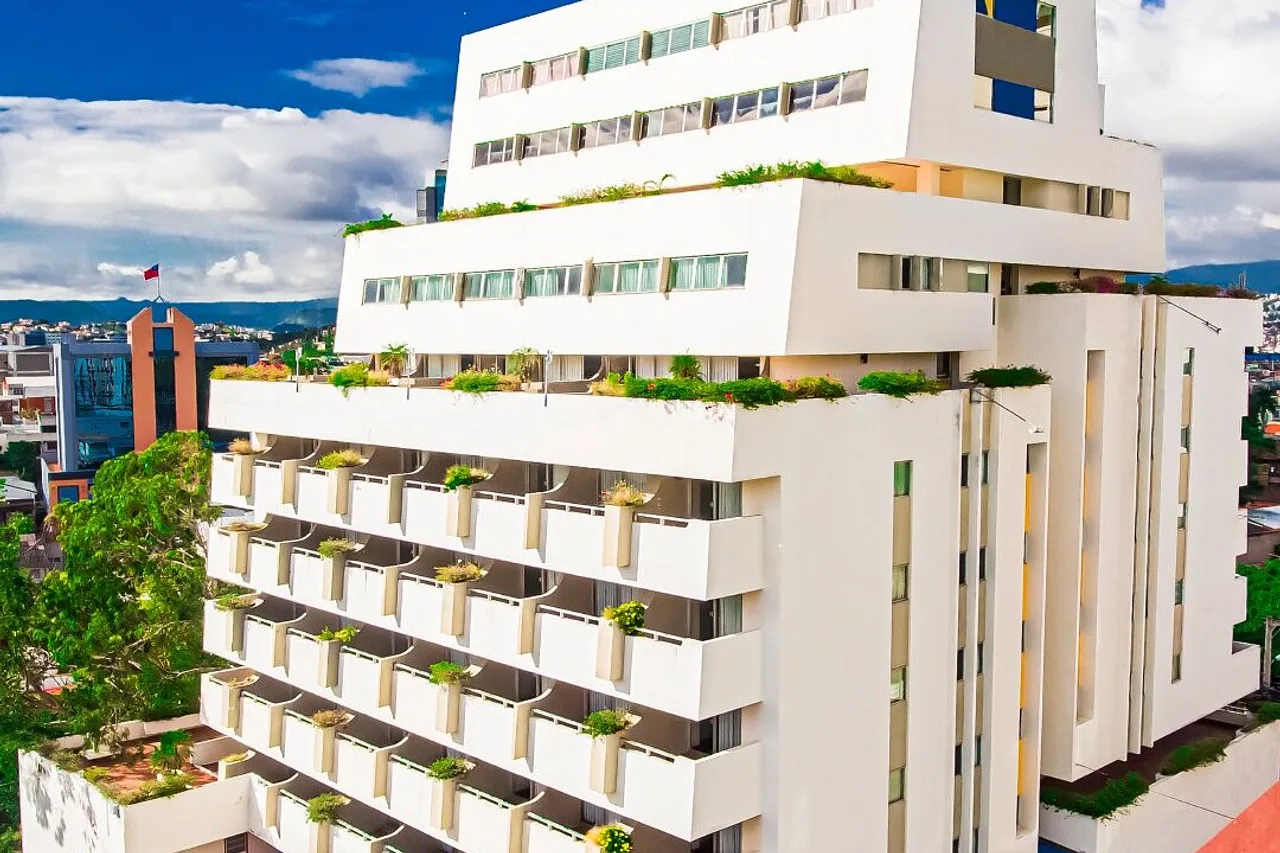 Hotel Plaza San Martín — rooms and atmosphere