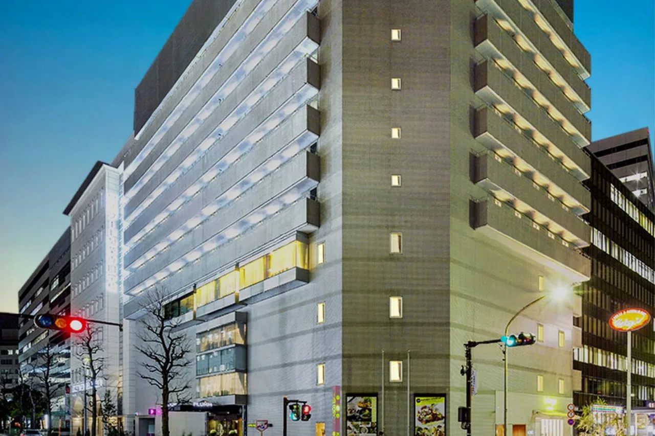Hotel Plumm Yokohama — rooms and atmosphere