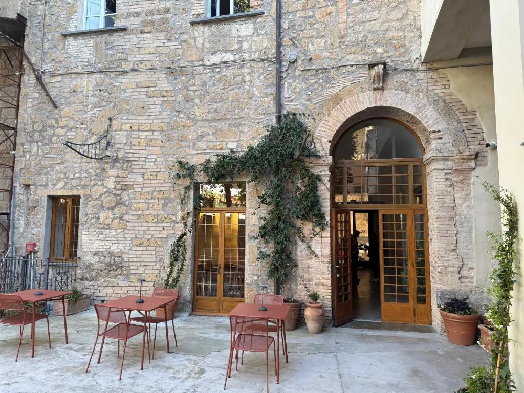 Hotel Posta - Palazzo Guidoni — ภาพห้องพักและบรรยากาศ