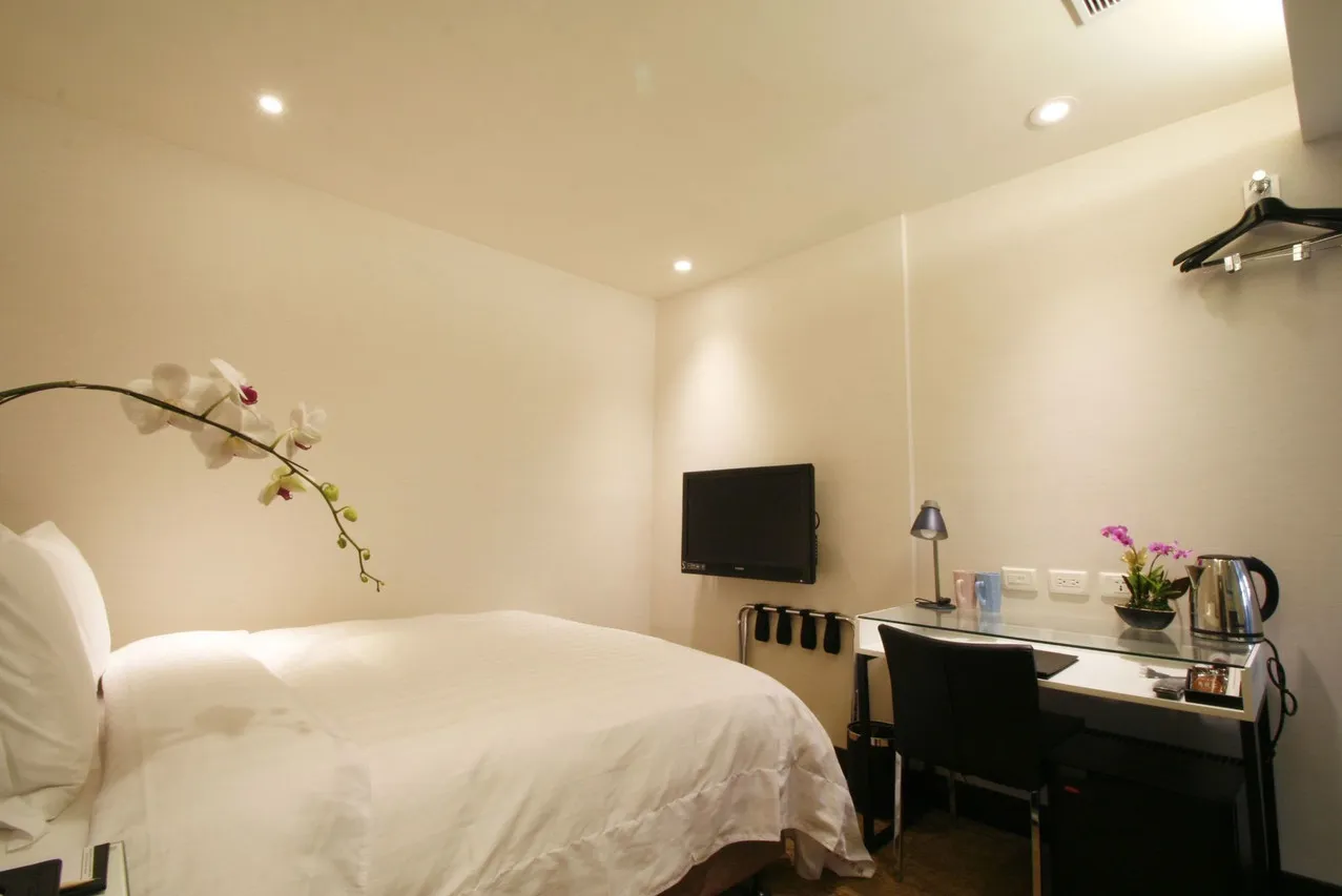 Hotel Puri Ximen — rooms and atmosphere