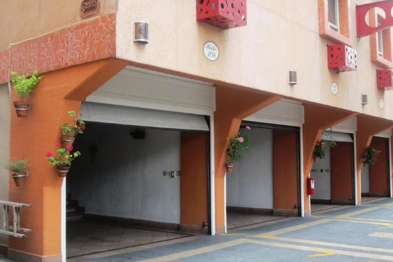 Hotel Real Azteca — rooms and atmosphere