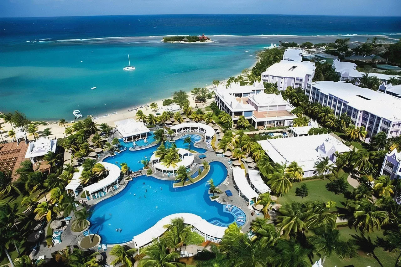 Hotel Riu Montego Bay — มอนเตโกเบย์