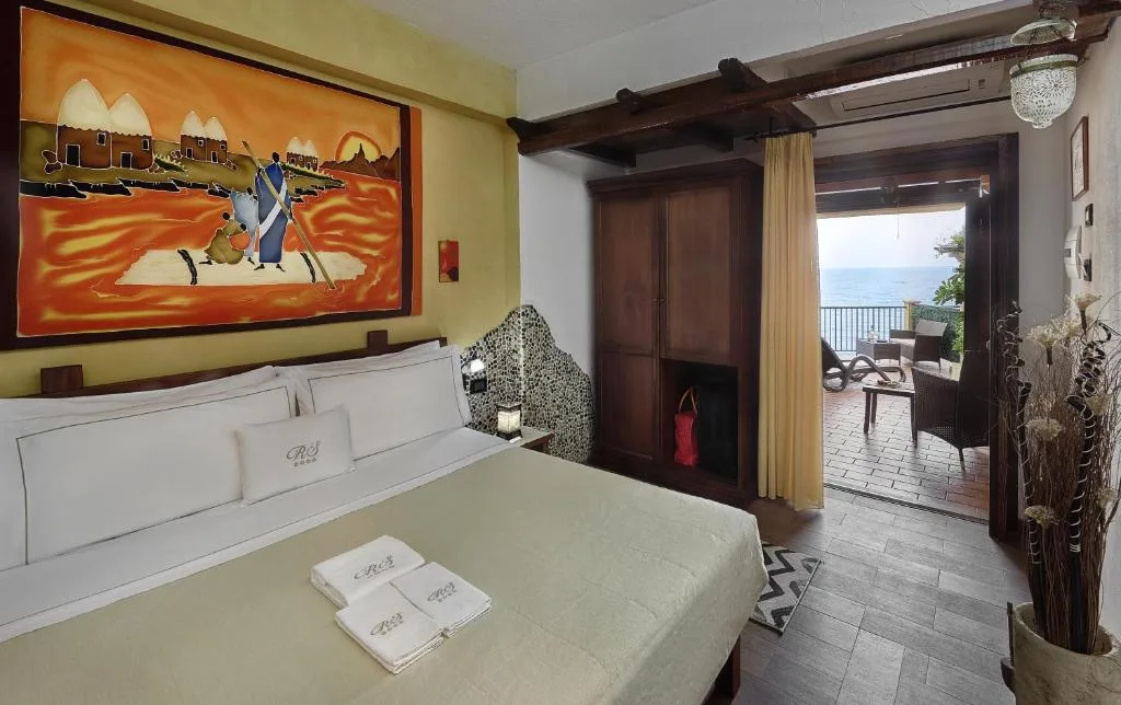 Hotel Rocca Della Sena — ภาพห้องพักและบรรยากาศ
