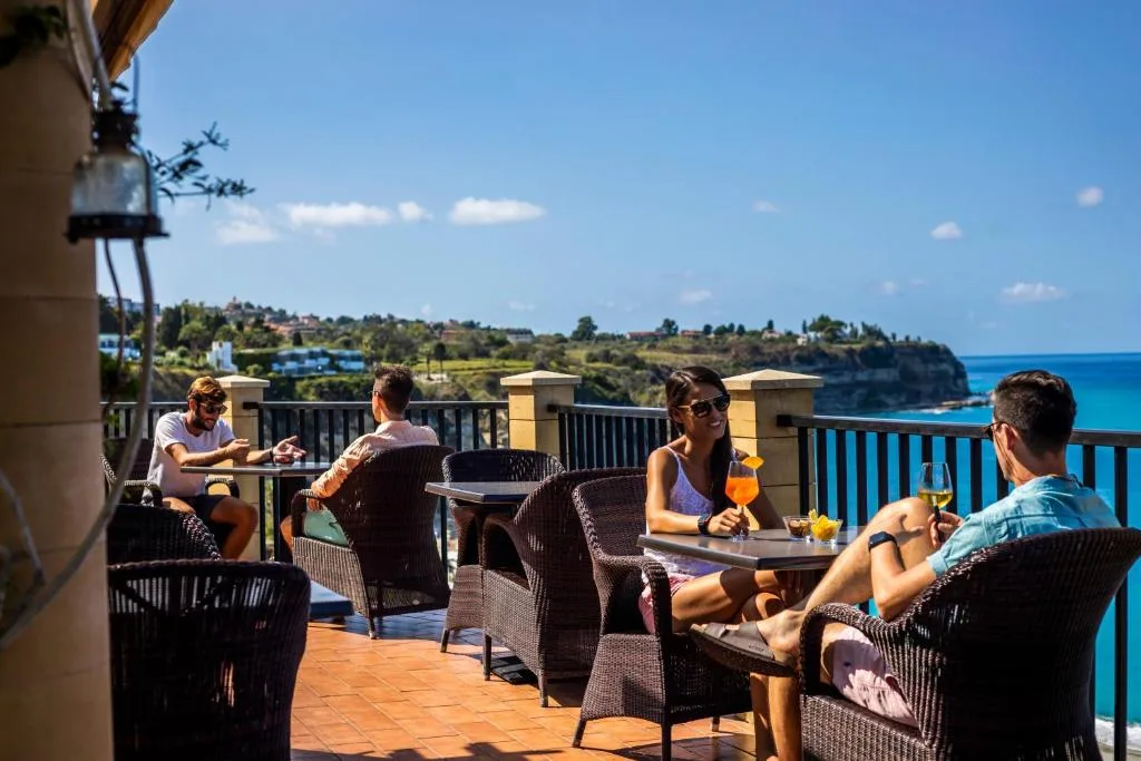 Hotel Rocca Della Sena — ภาพห้องพักและบรรยากาศ