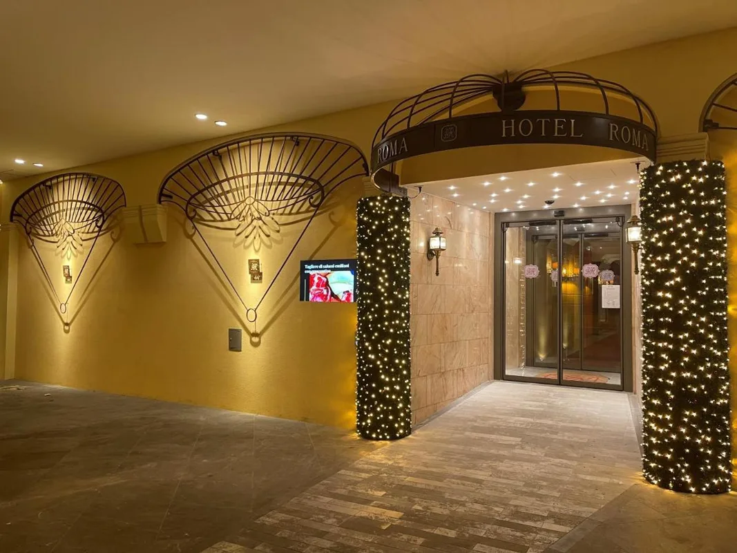 Hotel Roma — ภาพห้องพักและบรรยากาศ