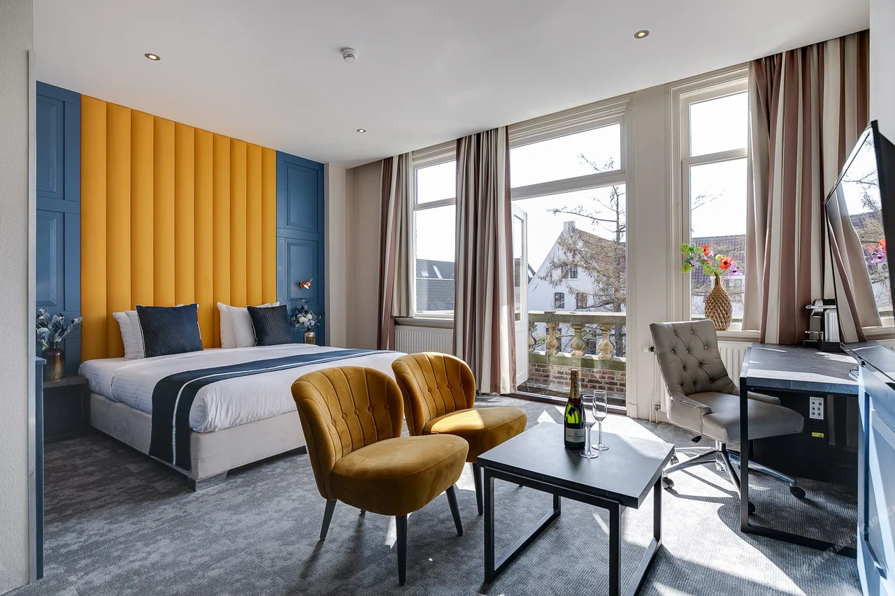 Hotel Royal Bridges — เดลฟต์