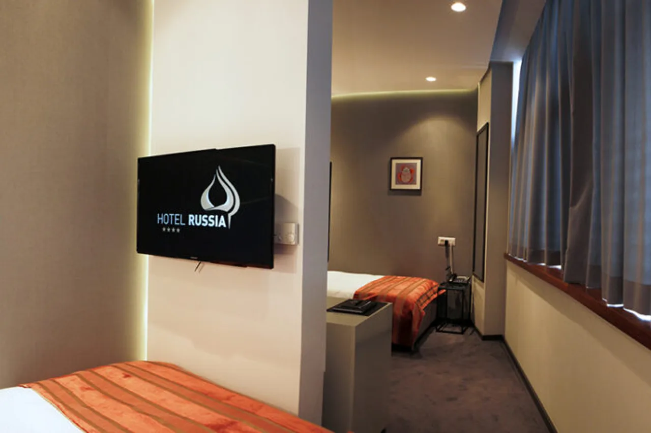 Hotel Russia Skopje — rooms and atmosphere