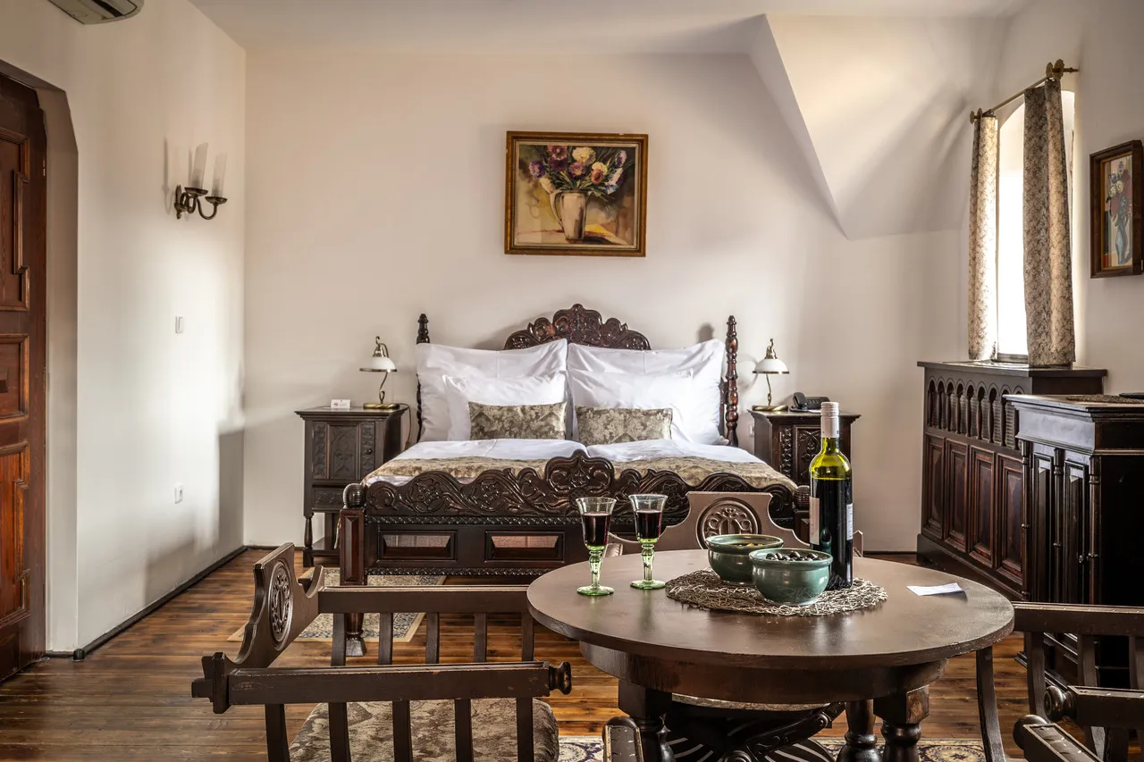 Hotel Ruze & Wellness — rooms and atmosphere