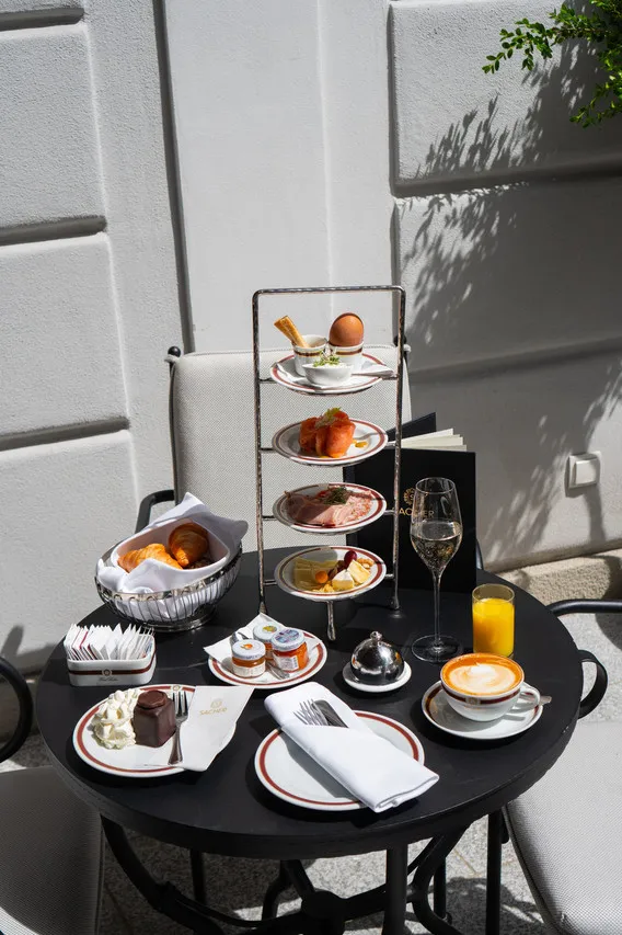 Hotel Sacher Salzburg — ภาพห้องพักและบรรยากาศ