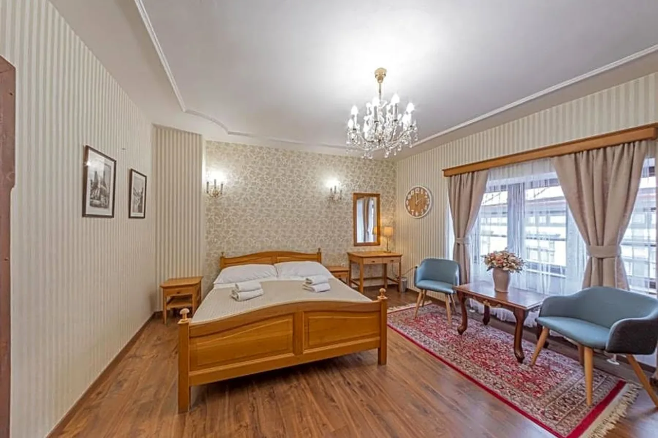 Hotel Salamander - Garni — ภาพห้องพักและบรรยากาศ