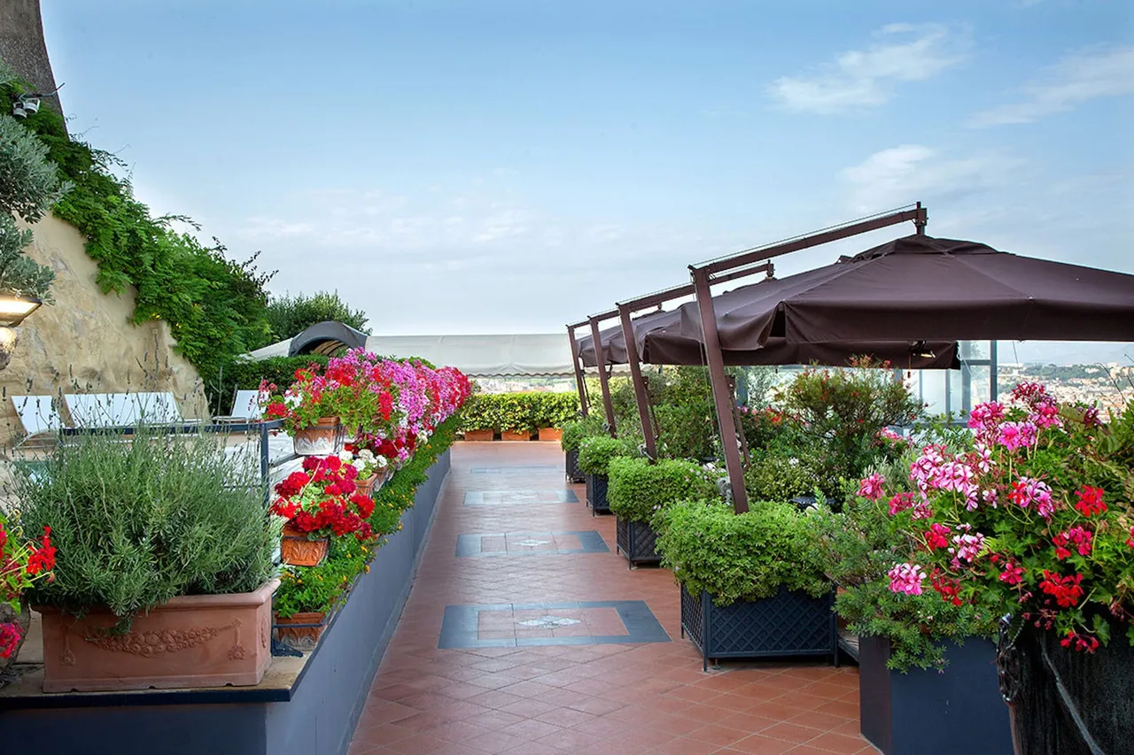 Hotel San Francesco al Monte — ภาพห้องพักและบรรยากาศ