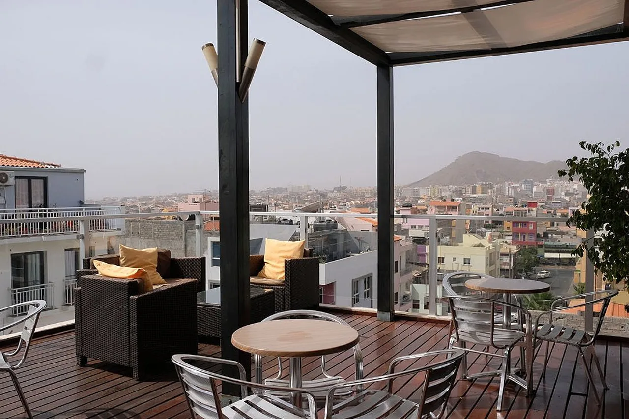 Hotel Santiago — rooms and atmosphere