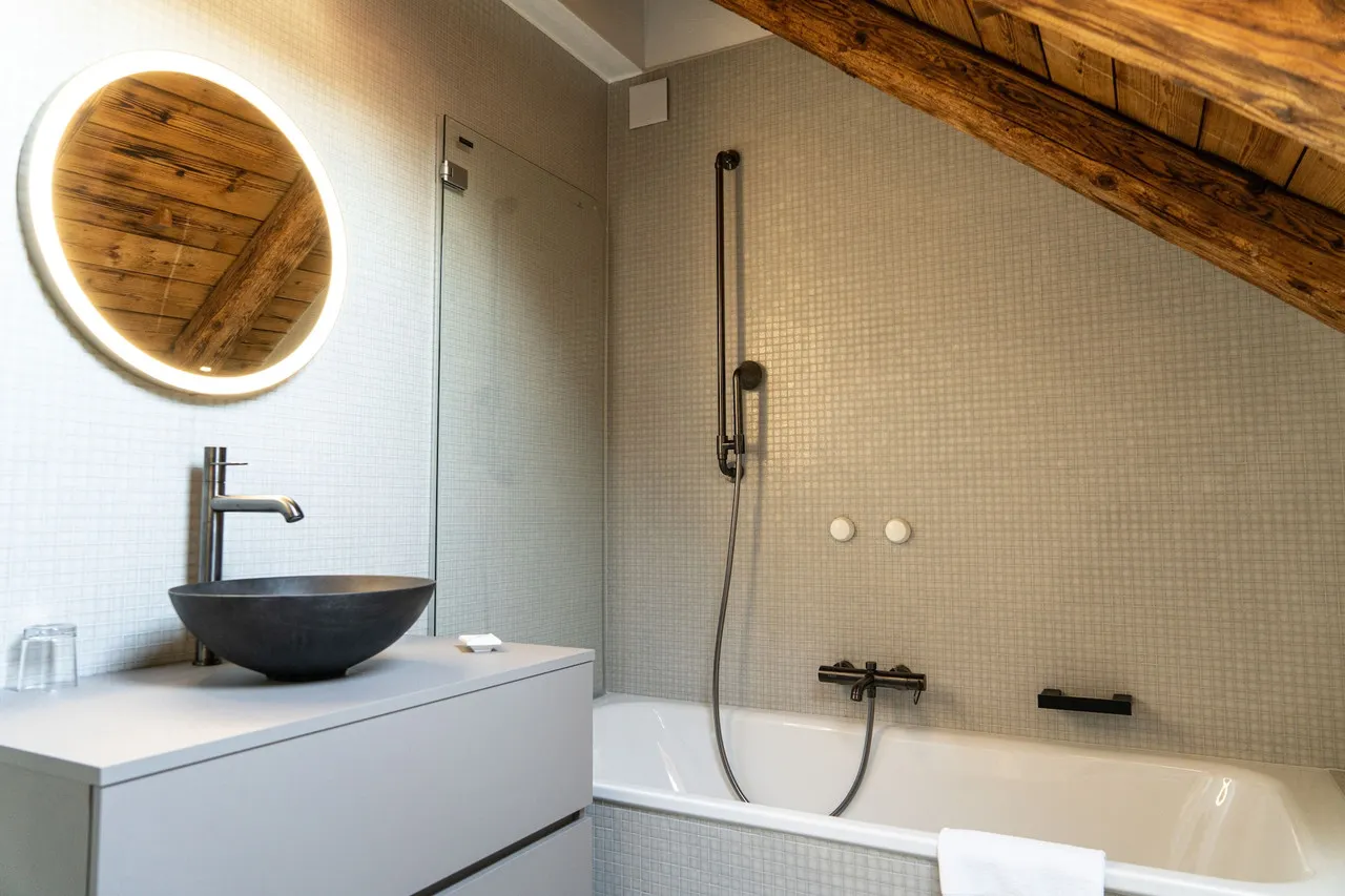 Hotel Sauvage — ภาพห้องพักและบรรยากาศ