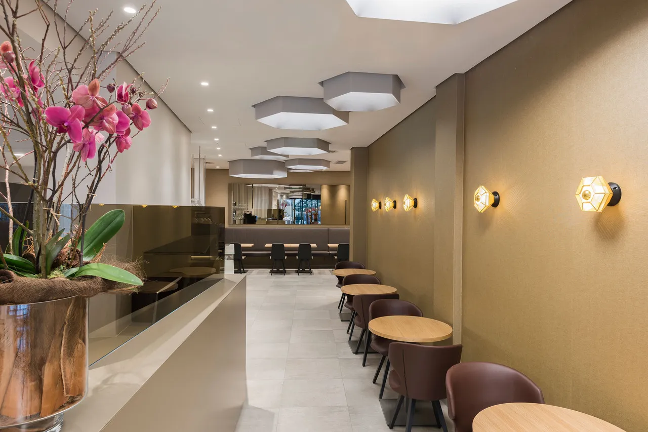 Hotel Savoy Bern — ภาพห้องพักและบรรยากาศ