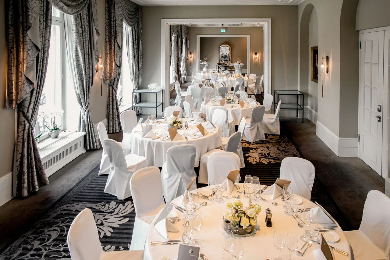 Hotel Schweizerhof Bern & THE SPA — ภาพห้องพักและบรรยากาศ