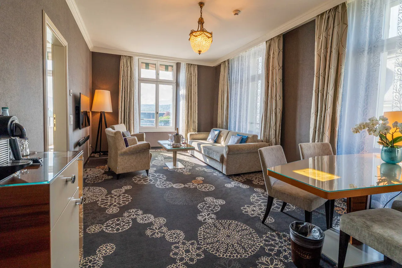 Hotel Schweizerhof Luzern — ภาพห้องพักและบรรยากาศ