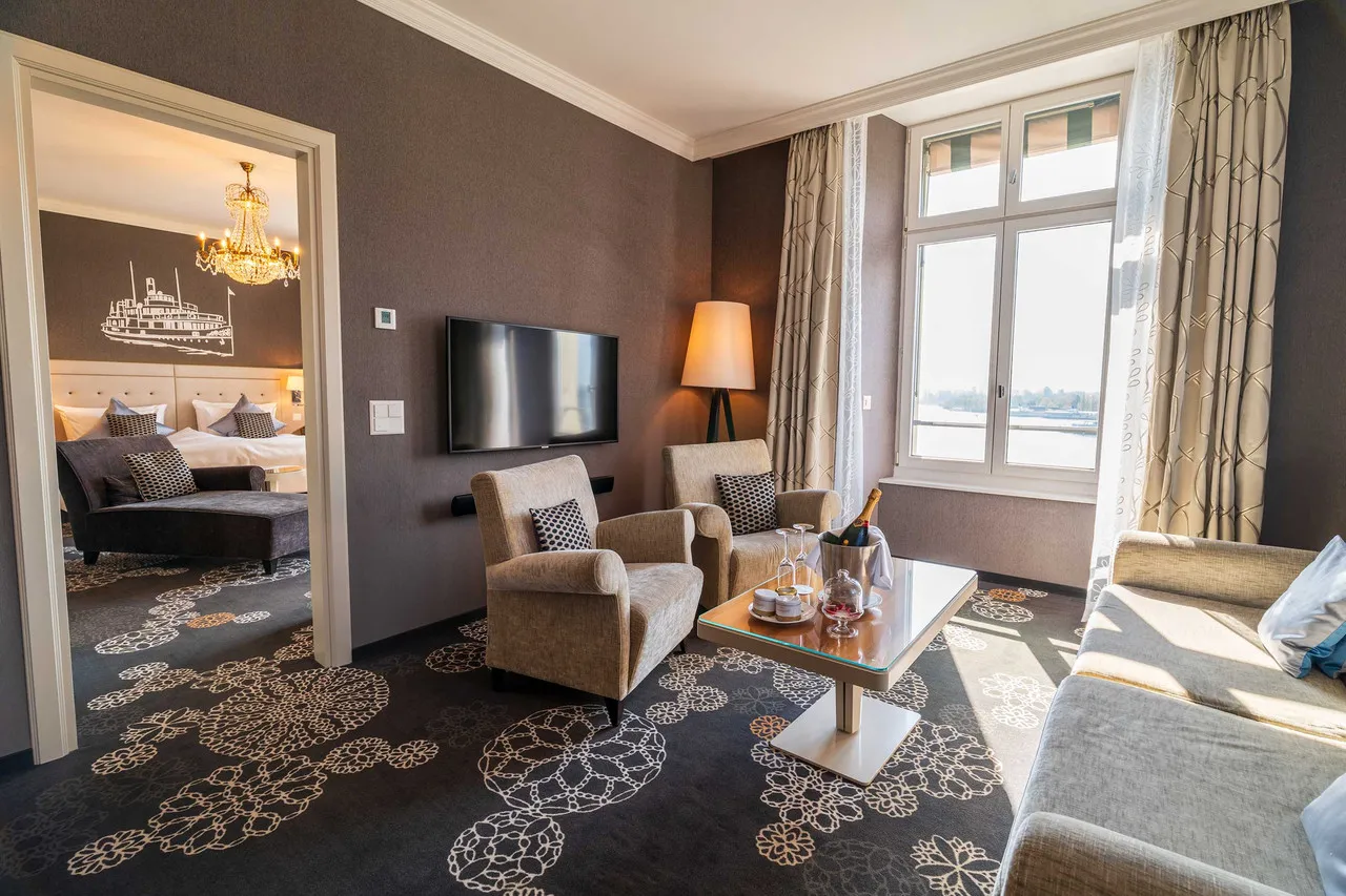 Hotel Schweizerhof Luzern — ภาพห้องพักและบรรยากาศ