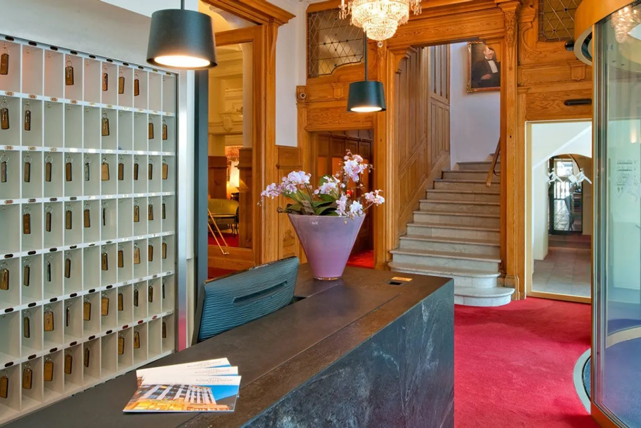 Hotel Schweizerhof St. Moritz — rooms and atmosphere