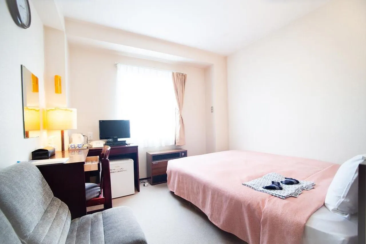 Hotel Sharoum Inn 2 — rooms and atmosphere