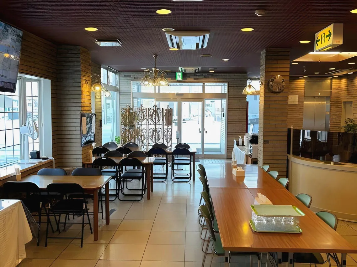 Hotel Sharoum Inn 2 — rooms and atmosphere