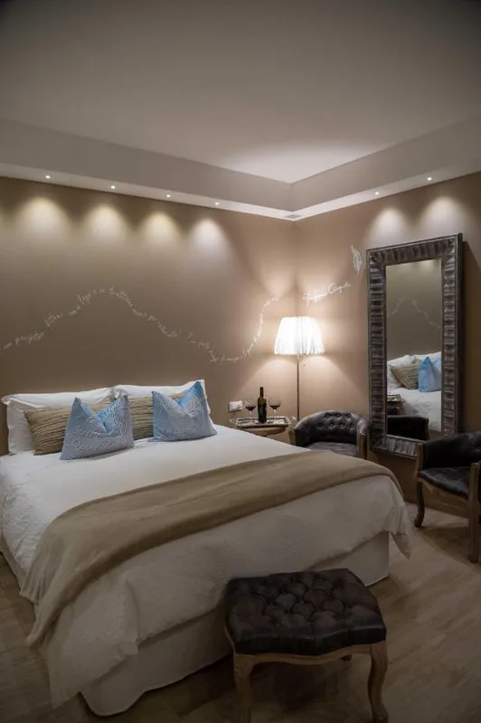 Hotel Silva — ภาพห้องพักและบรรยากาศ