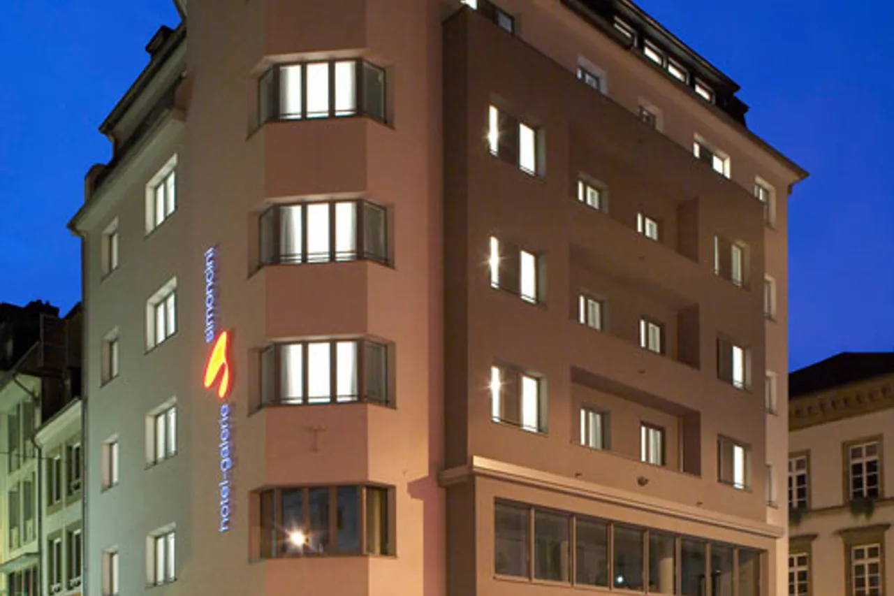 Hotel Simoncini — rooms and atmosphere