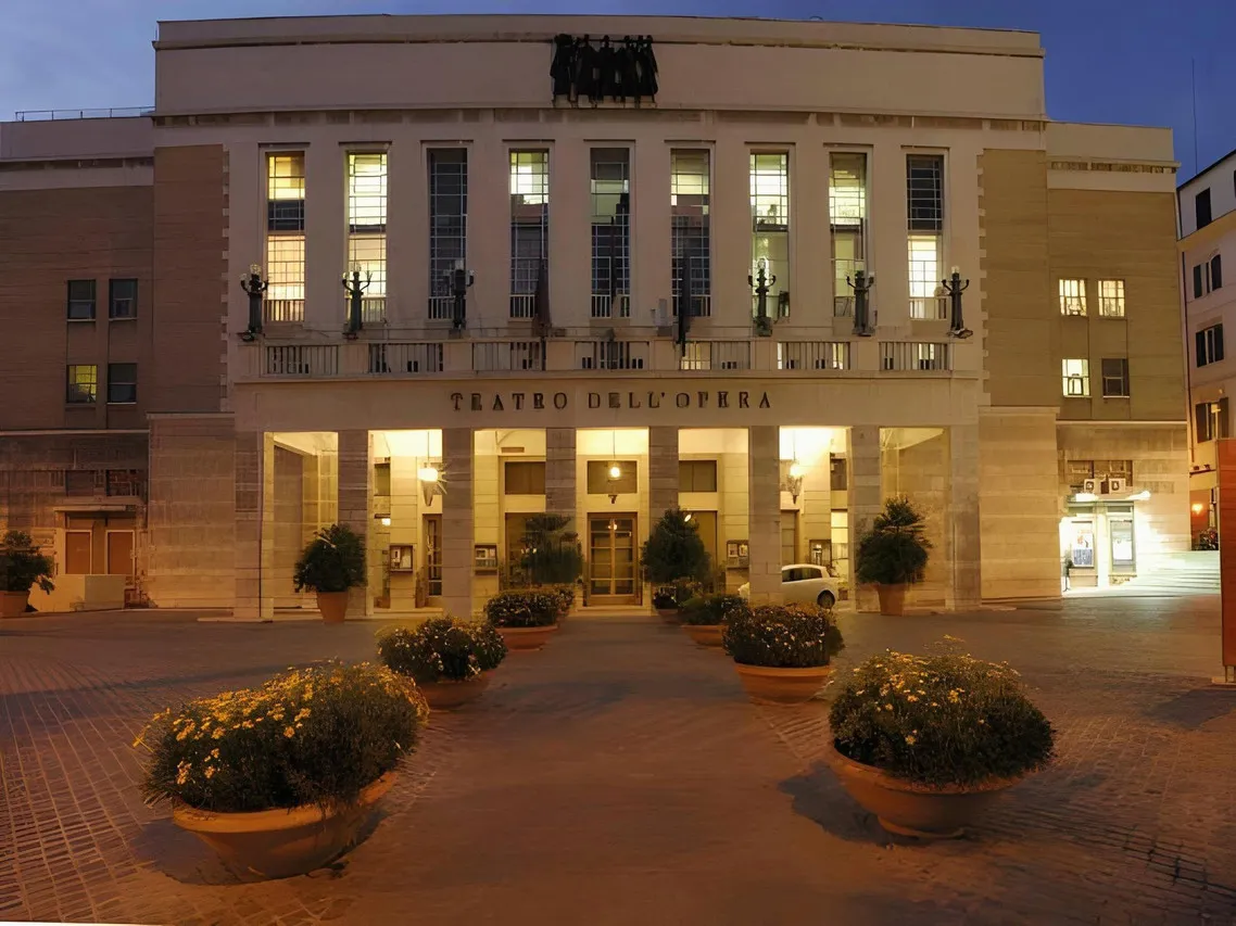 Hotel Sonya — rooms and atmosphere